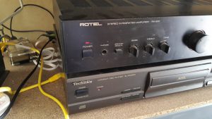 Rotel RA-931 stereo amplifier fed from a Raspberry Pi B.