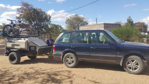 Range Rover P38 with a loaded trailer and working air suspension. Range Rover P38 with a loaded trailer and working air suspension.